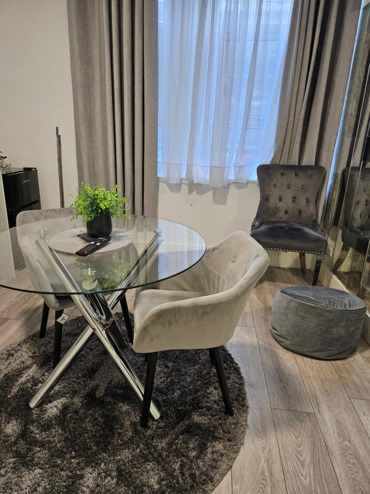 Apartament Cozy 1 Bedroom Apartment, 30 Mins To Oxford Street By Tube C